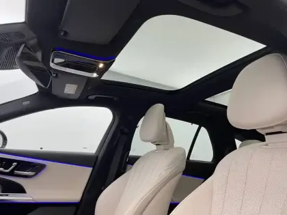 Photo 23 Mercedes Classe E  Break 300 de Hybrid EQ 9G-Tronic 4MATIC