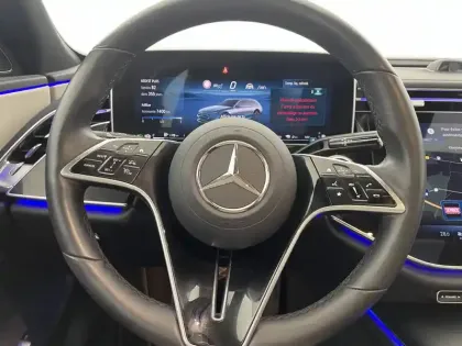 Photo 22 Mercedes Classe E  Break 300 de Hybrid EQ 9G-Tronic 4MATIC