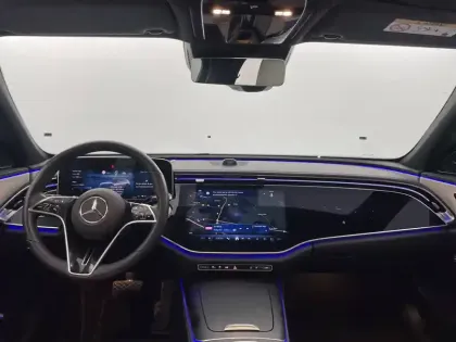 Photo 30 Mercedes Classe E  Break 300 de Hybrid EQ 9G-Tronic 4MATIC