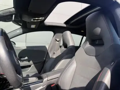 Photo 20 Mercedes CLA  Shooting Brake 200 d 8G-DCT