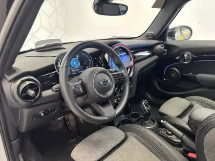 Photo 5 Mini Mini Hatch 5 Portes Cooper 136 ch DKG7