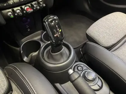 Photo 37 Mini Mini Hatch 5 Portes Cooper 136 ch DKG7