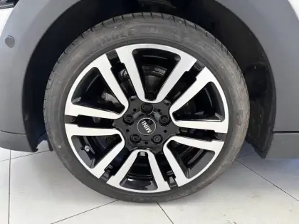 Photo 12 Mini Mini Hatch 5 Portes Cooper 136 ch DKG7