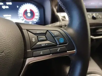 Photo 30 Nissan Juke  DIG-T 114