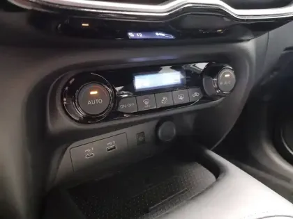 Photo 44 Nissan Juke  DIG-T 114