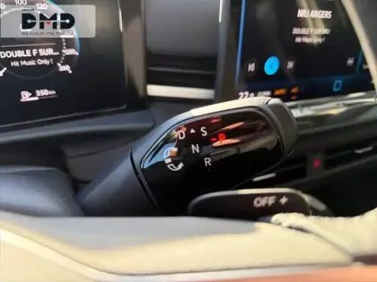 Photo 8 Volkswagen T-roc  1.5 eTSI EVO2 Hybrid 116 ch DSG7