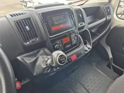 Photo 72 Peugeot Boxer  TOLE 3.3 T L2H2 BLUEHDI 140 S&S BVM6