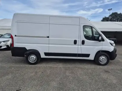 Photo 64 Peugeot Boxer  TOLE 3.3 T L2H2 BLUEHDI 140 S&S BVM6