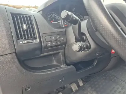 Photo 60 Peugeot Boxer  TOLE 3.3 T L2H2 BLUEHDI 140 S&S BVM6