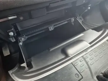 Photo 81 Peugeot Boxer  TOLE 3.3 T L2H2 BLUEHDI 140 S&S BVM6