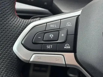 Photo 52 Volkswagen Golf  2.0 TSI EVO4 265 DSG7