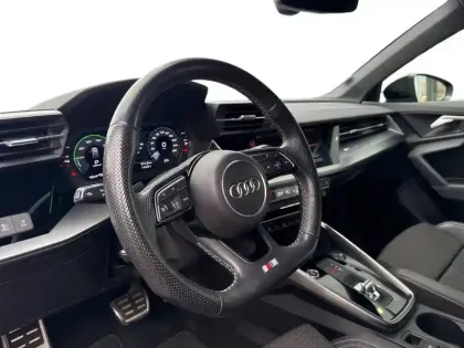 Photo 13 Audi A3  Sportback 40 TFSIe 204 S tronic 6