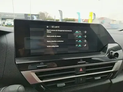 Photo 58 Citroën C4  Hybride 100 e-DCS6