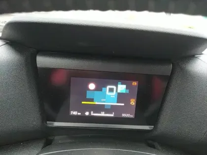 Photo 49 Citroën C4  Hybride 100 e-DCS6