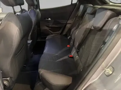 Photo 11 Opel Mokka  Electrique 156 ch & Batterie 54 kWh