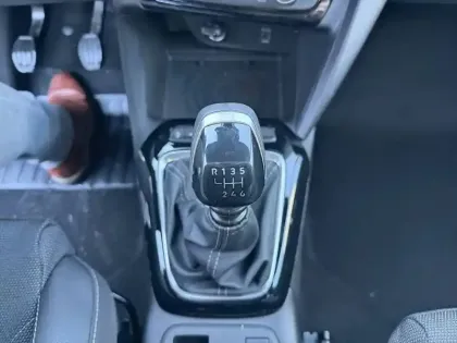 Photo 13 Opel Corsa  1.2 Turbo 100 ch BVM6