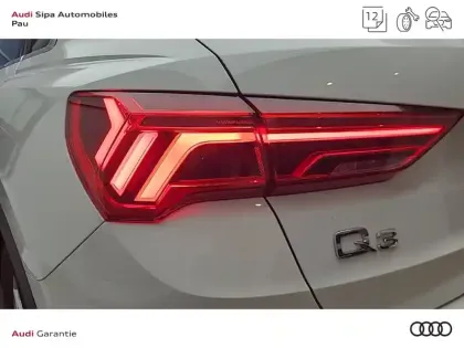 Photo 35 Audi Q3  35 TFSI 150 ch