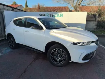 Photo 10 Alfa Romeo Tonale  1.5 Ibrida 160 ch VGT TCT7