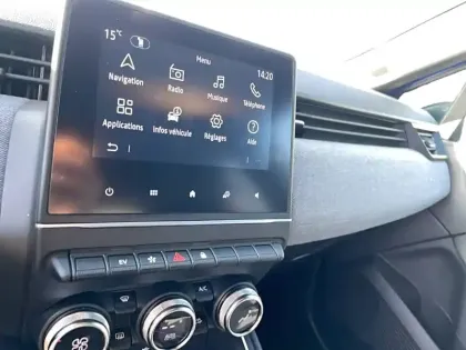 Photo 79 Renault Clio  E-Tech full hybrid 145 ch GSR2