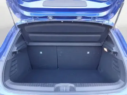 Photo 11 Renault Clio  E-Tech full hybrid 145 ch GSR2