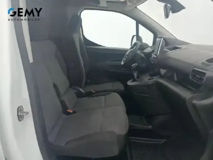 Photo 51 Peugeot Partner  FOURGON STANDARD 650 KG BLUEHDI 100 S&S BVM5