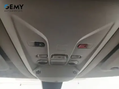 Photo 37 Peugeot Partner  FOURGON STANDARD 650 KG BLUEHDI 100 S&S BVM5