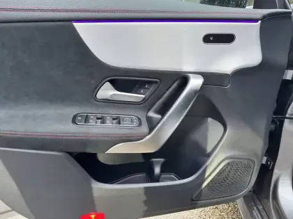 Photo 15 Mercedes CLA  Shooting Brake 200 d 8G-DCT