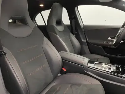 Photo 28 Mercedes Classe A  250 e Hybrid EQ 8G-DCT