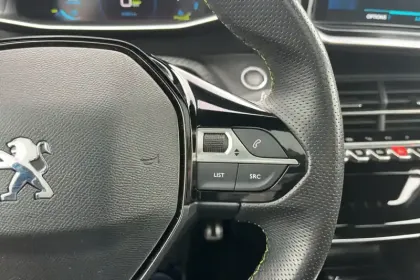 Photo 36 Peugeot 208  Electrique 50 kWh 136ch