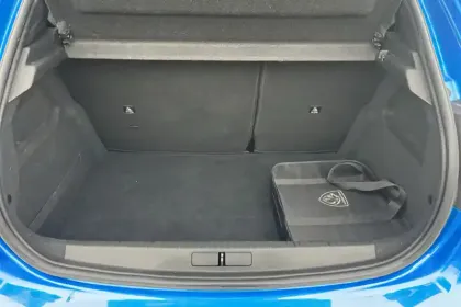 Photo 9 Peugeot 208  Electrique 50 kWh 136ch