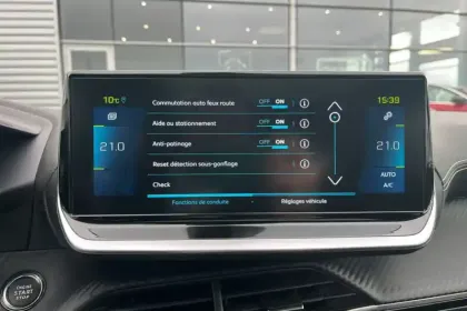 Photo 29 Peugeot 208  Electrique 50 kWh 136ch