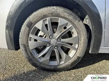 Photo 20 Peugeot 208  Electrique 50 kWh 136ch