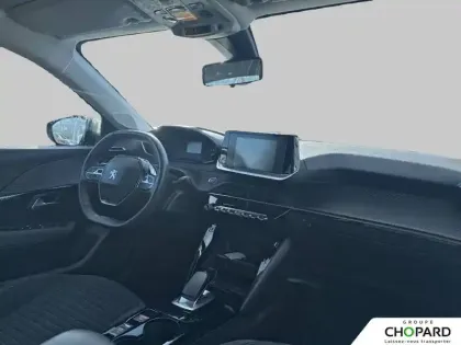 Photo 12 Peugeot 208  Electrique 50 kWh 136ch