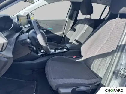 Photo 10 Peugeot 208  Electrique 50 kWh 136ch