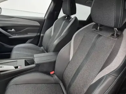 Photo 8 Peugeot 308  SW BlueHDi 130ch S&S EAT8