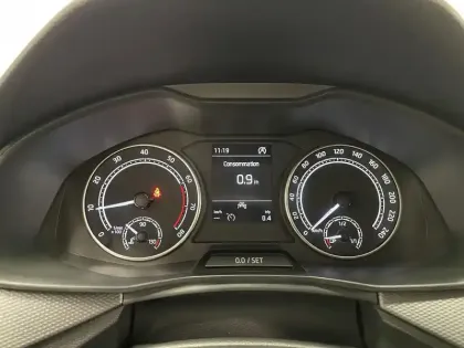 Photo 11 Skoda Kamiq  1.0 TSI Evo 110 ch BVM6