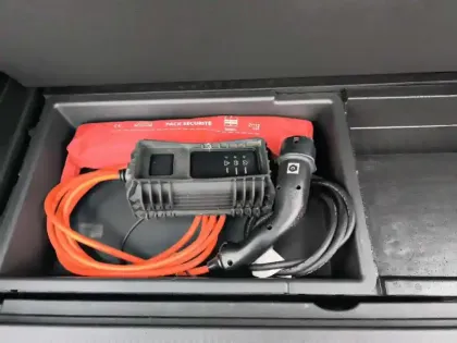 Photo 16 Citroën C5 aircross  Hybride Rechargeable 225 e-EAT8