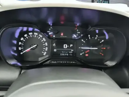 Photo 15 Citroën C3 Aircross  PureTech 130 S&S EAT6