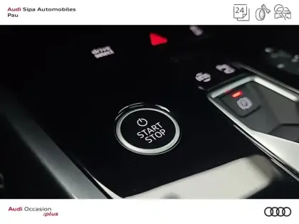 Photo 26 Audi Q4  e-tron 45 285 ch 82 kWh