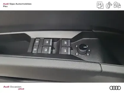 Photo 32 Audi Q4  e-tron 45 285 ch 82 kWh