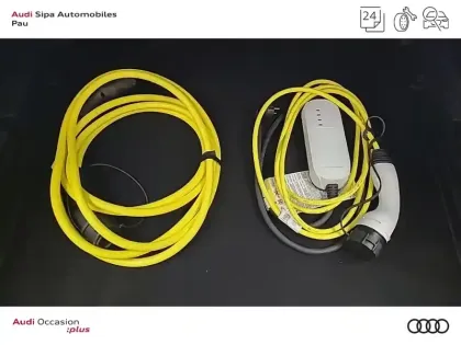 Photo 12 Audi Q4  e-tron 45 285 ch 82 kWh