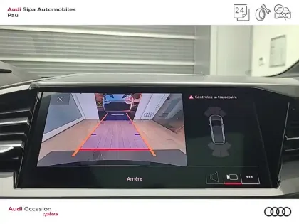 Photo 16 Audi Q4  e-tron 45 285 ch 82 kWh