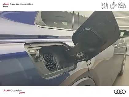 Photo 13 Audi Q4  e-tron 45 285 ch 82 kWh