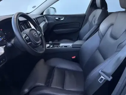 Photo 7 Volvo Xc60  T6 Recharge AWD 253 ch + 145 ch Geartronic 8