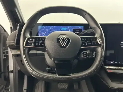 Photo 10 Renault Megane  E-Tech 220 ch autonomie confort AC7