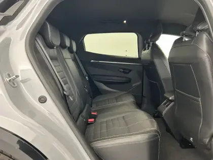 Photo 18 Renault Megane  E-Tech 220 ch autonomie confort AC7