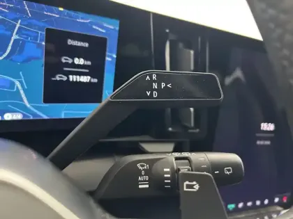 Photo 16 Renault Megane  E-Tech 220 ch autonomie confort AC7