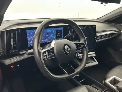 Photo 9 Renault Megane  E-Tech 220 ch autonomie confort AC7