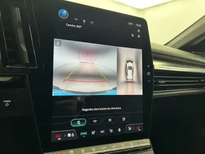 Photo 15 Renault Megane  E-Tech 220 ch autonomie confort AC7