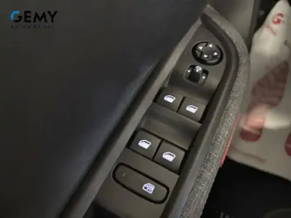 Photo 44 Citroën C3 Aircross  Hybride 145 e-DCS6